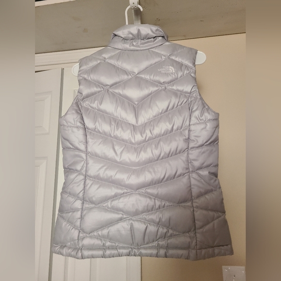 The North Face Acacongua Down Vest Small - Picture 3 of 3
